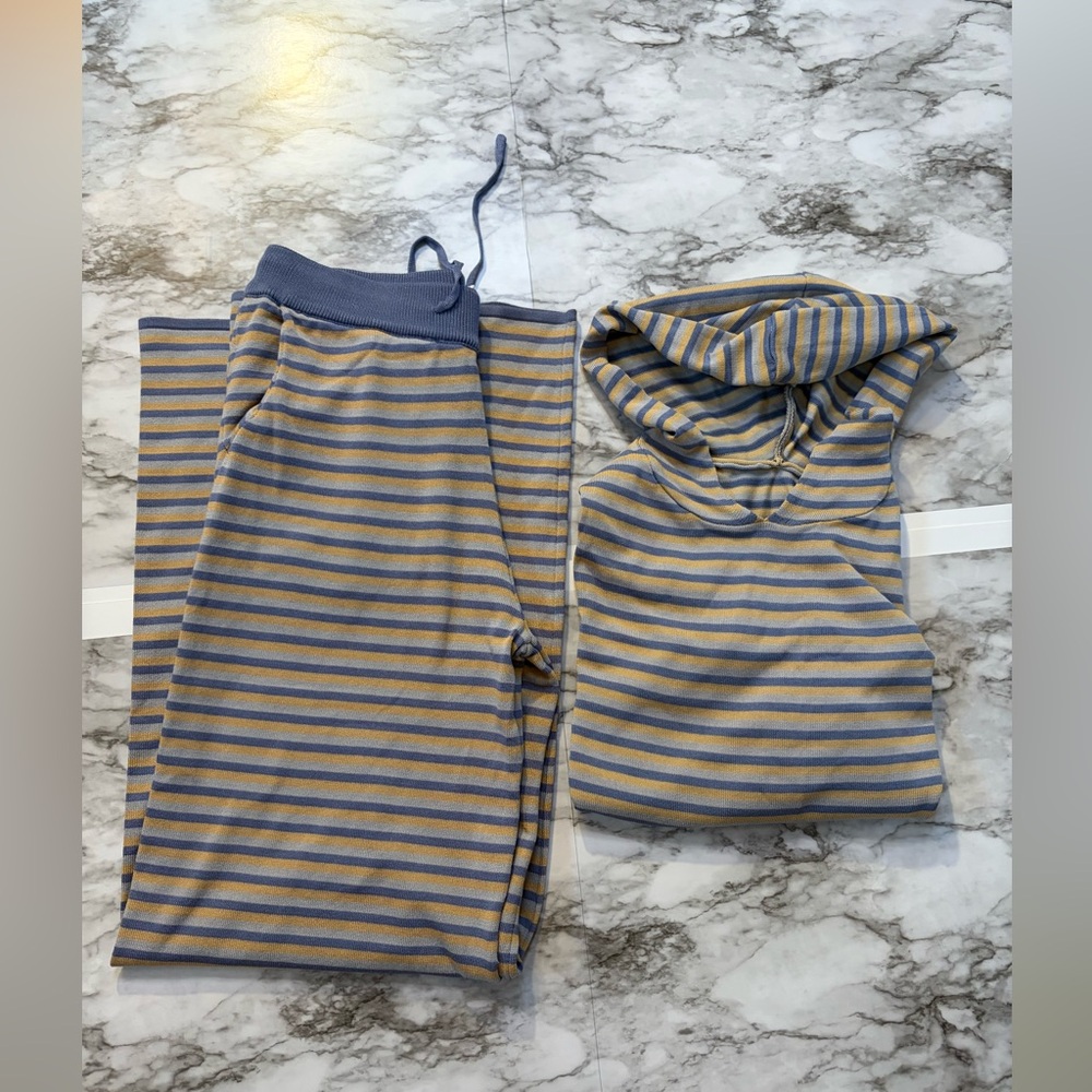 Set of hooded top and pants striped‎ pajamas